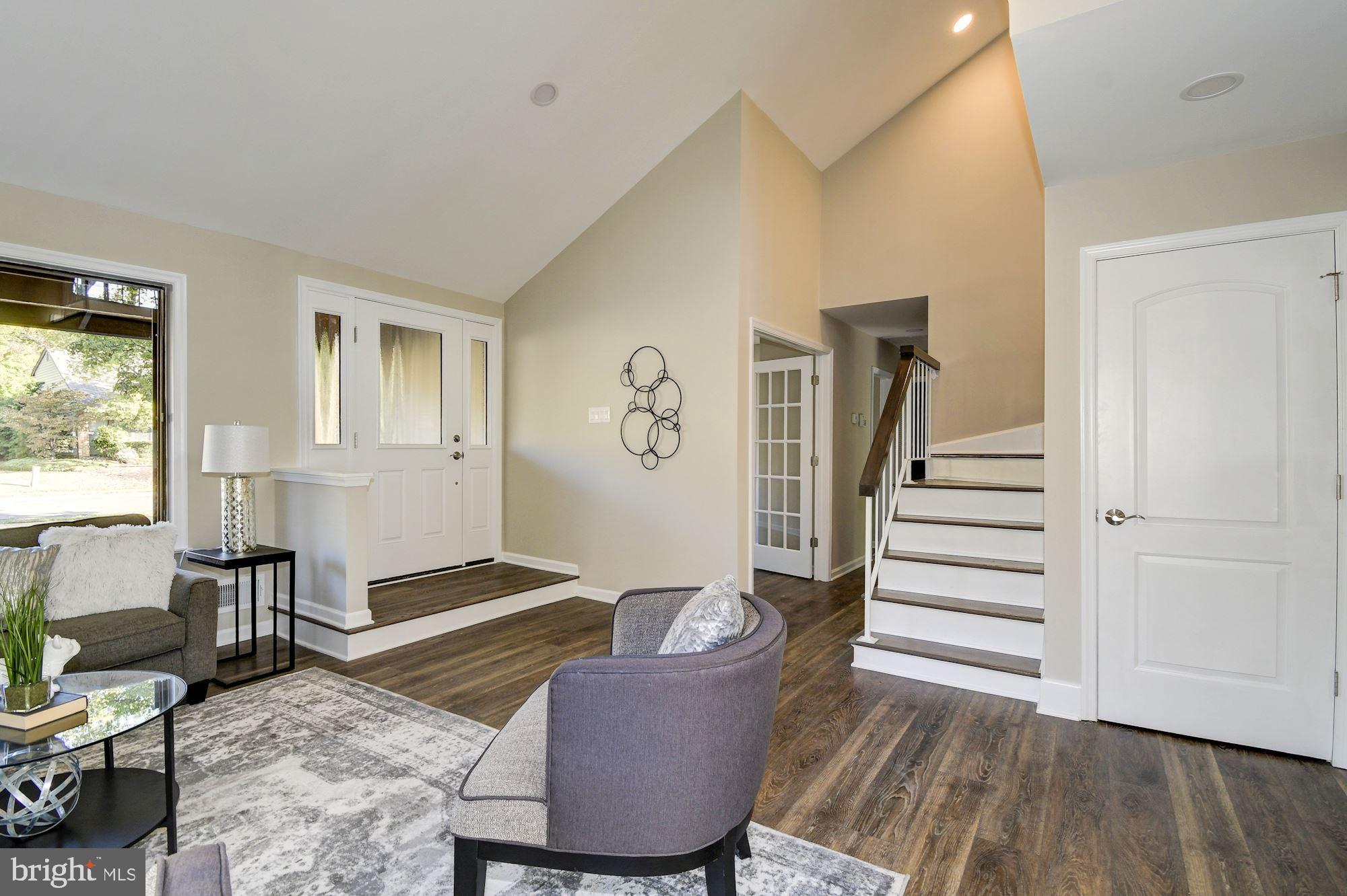 STONEYBROOKE - Residential