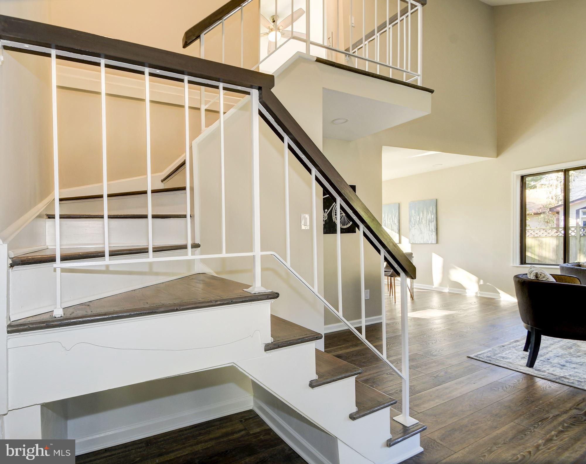 STONEYBROOKE - Residential