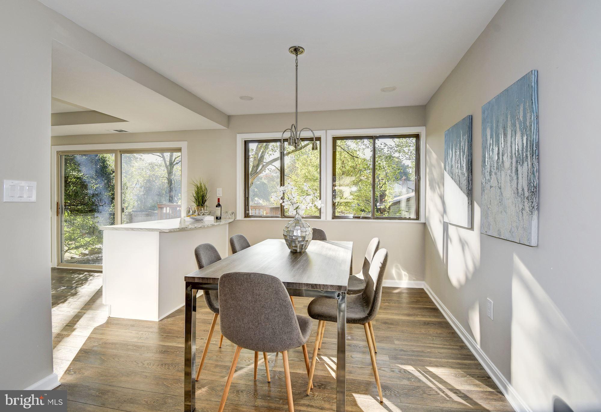 STONEYBROOKE - Residential