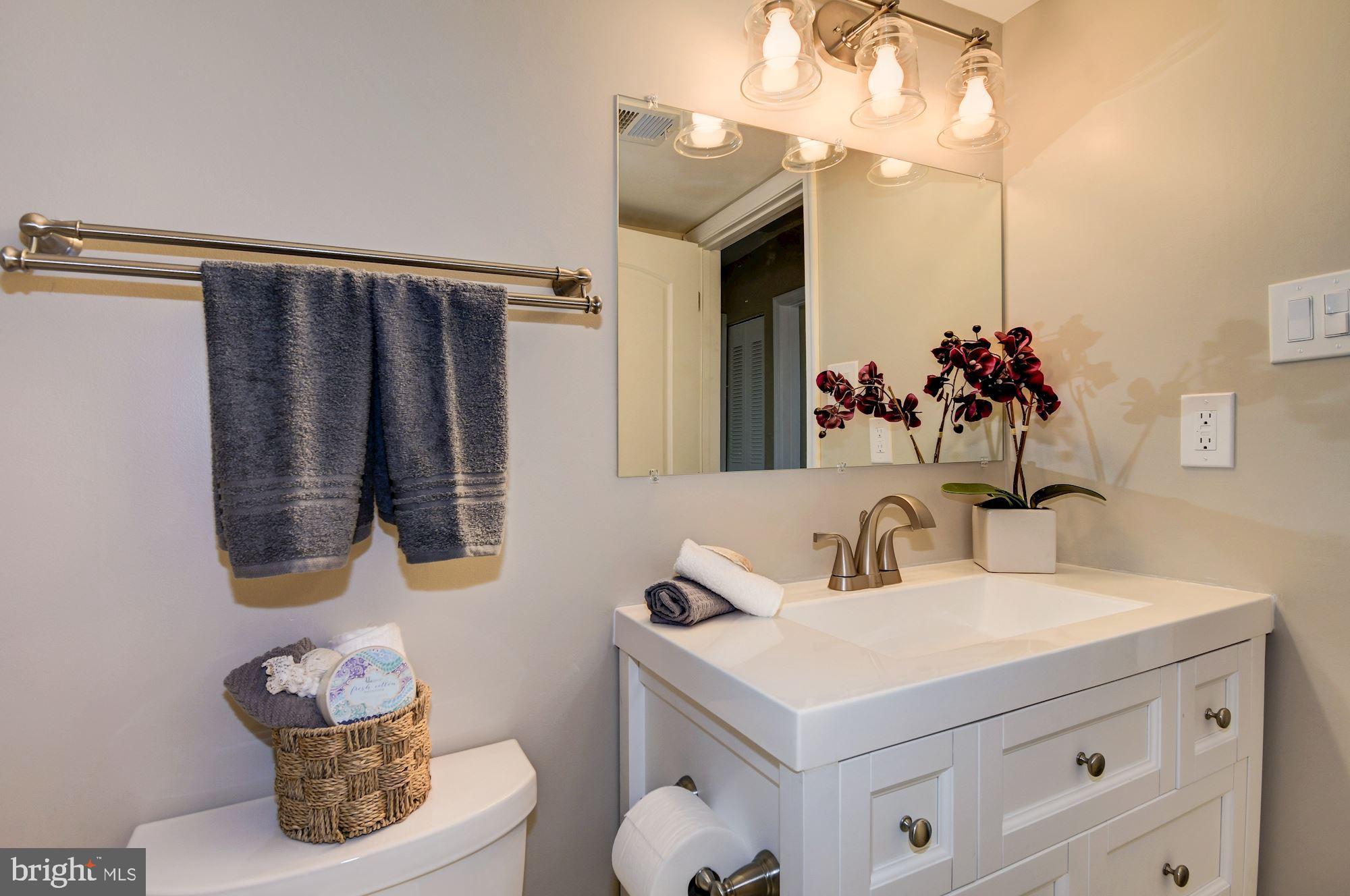 STONEYBROOKE - Residential