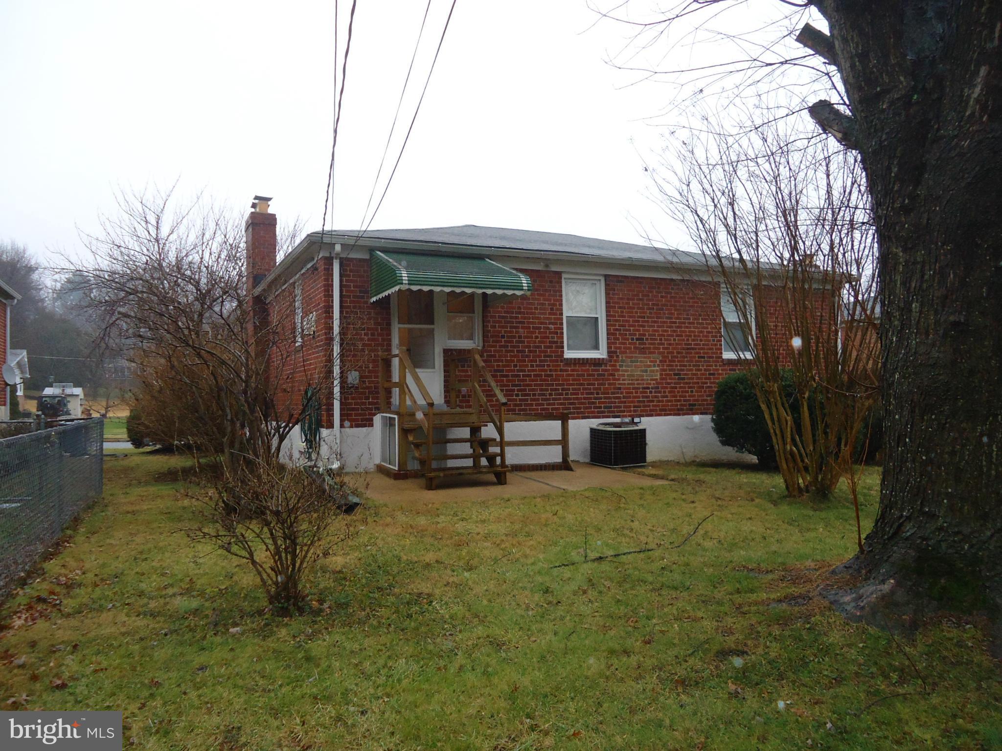 COLONIAL GARDENS - Residential