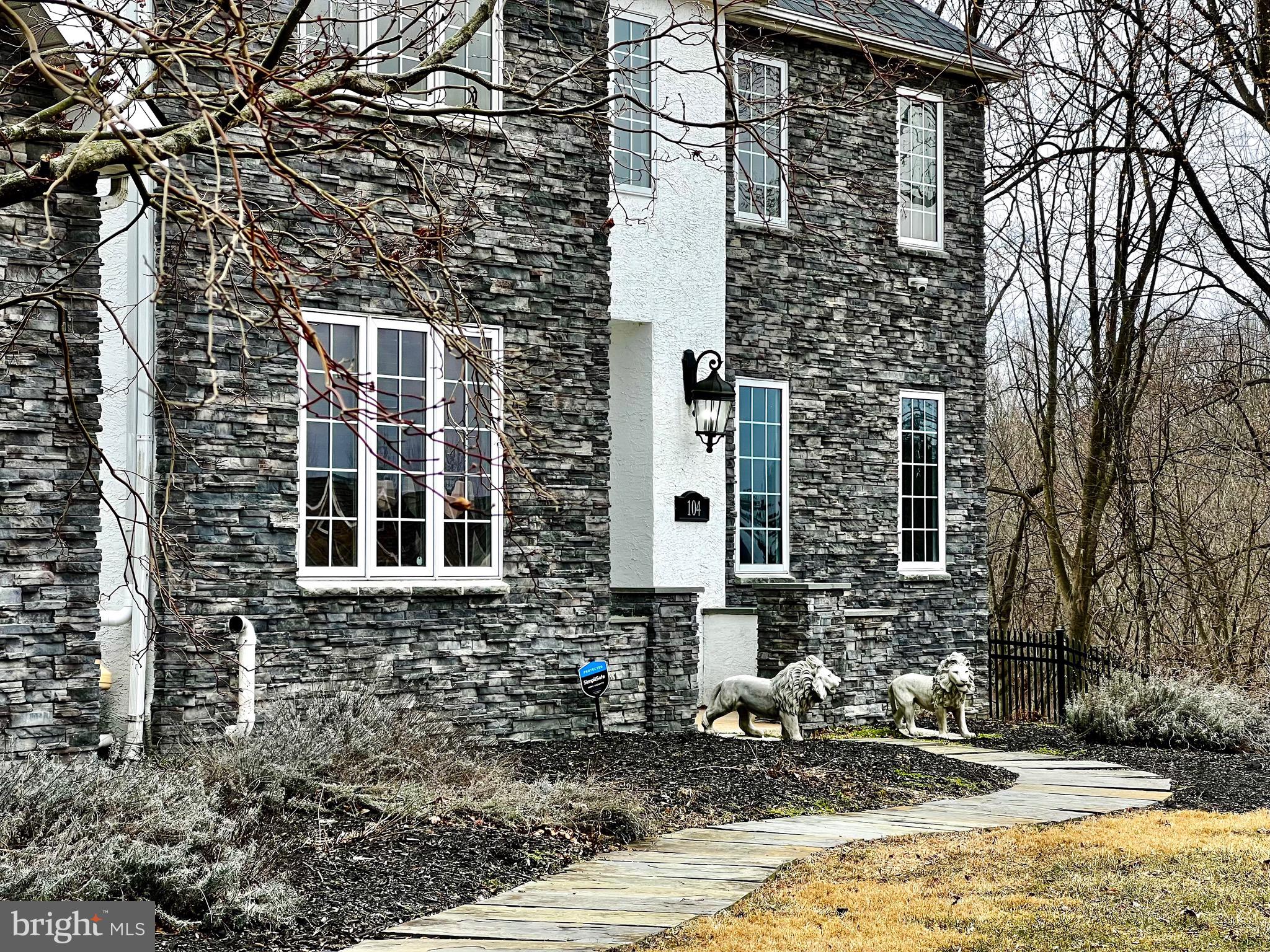 104 CHALFONT ROAD