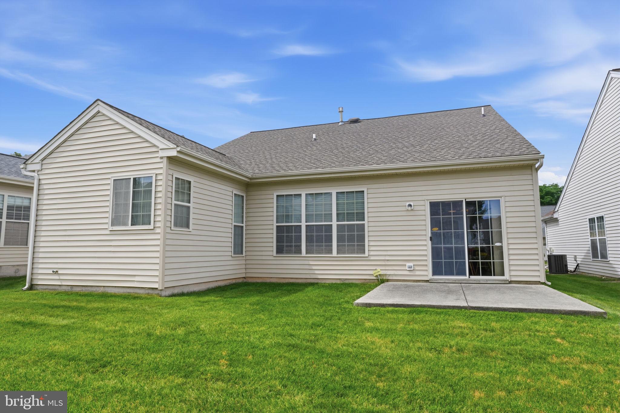 808 NATHANIEL TRAIL