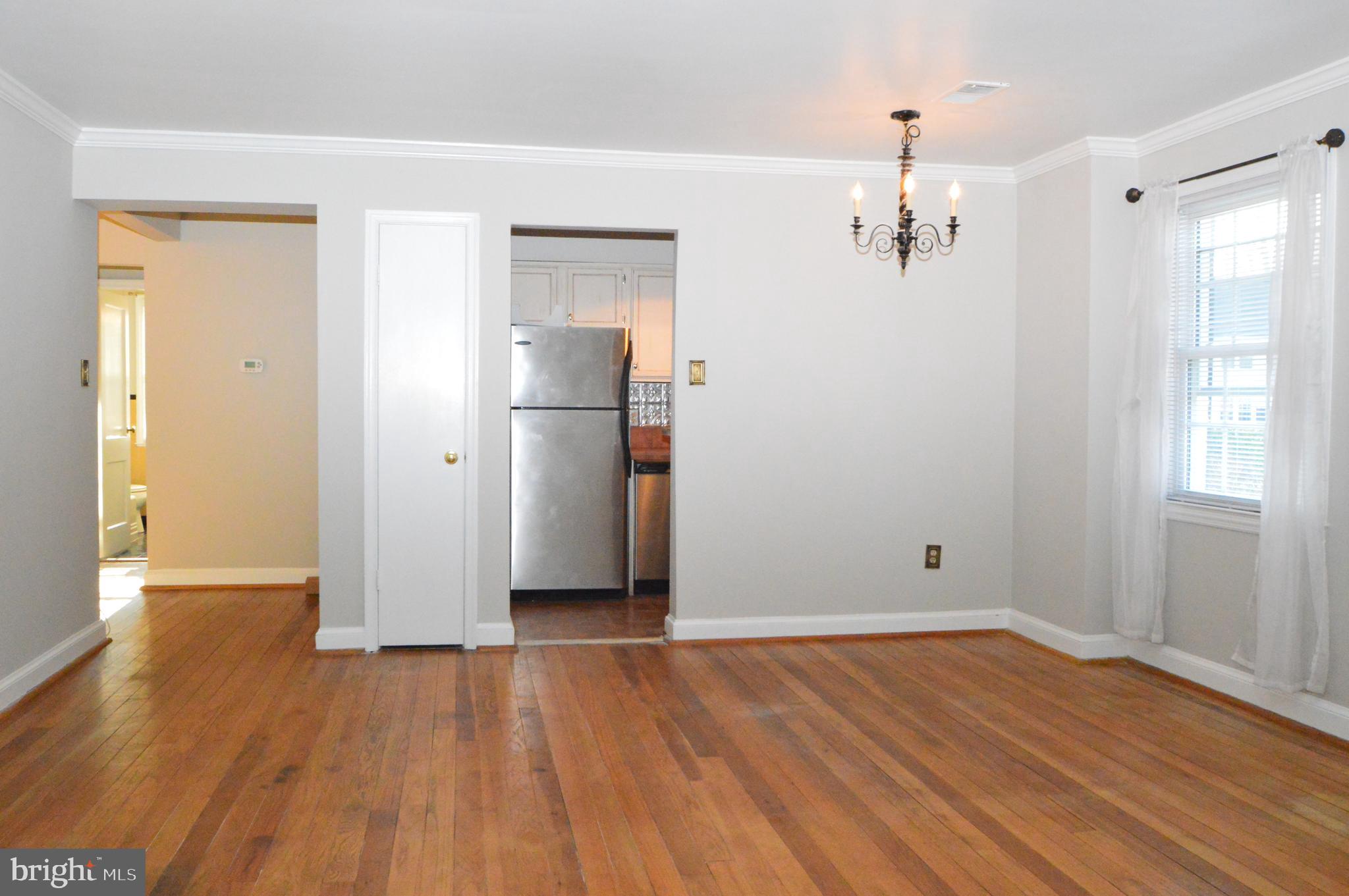 COMMONS OF ARLINGTON - Residential Lease