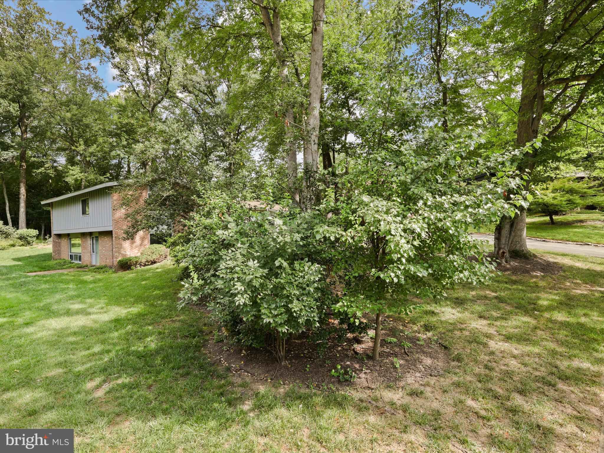 4106 YERKES PLACE