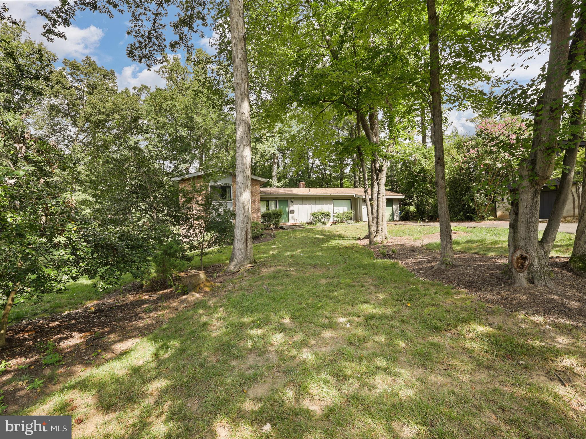 4106 YERKES PLACE