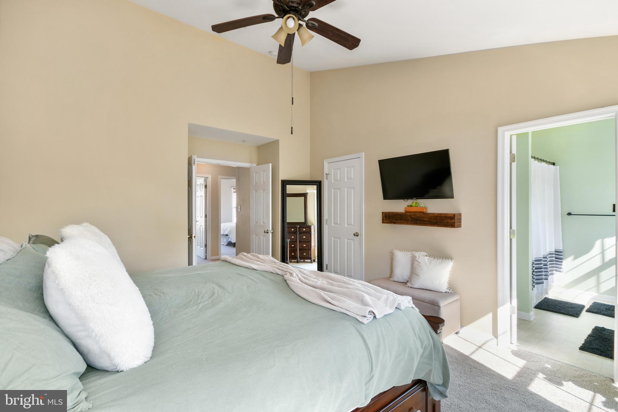 CARRIAGE HILL - Residential