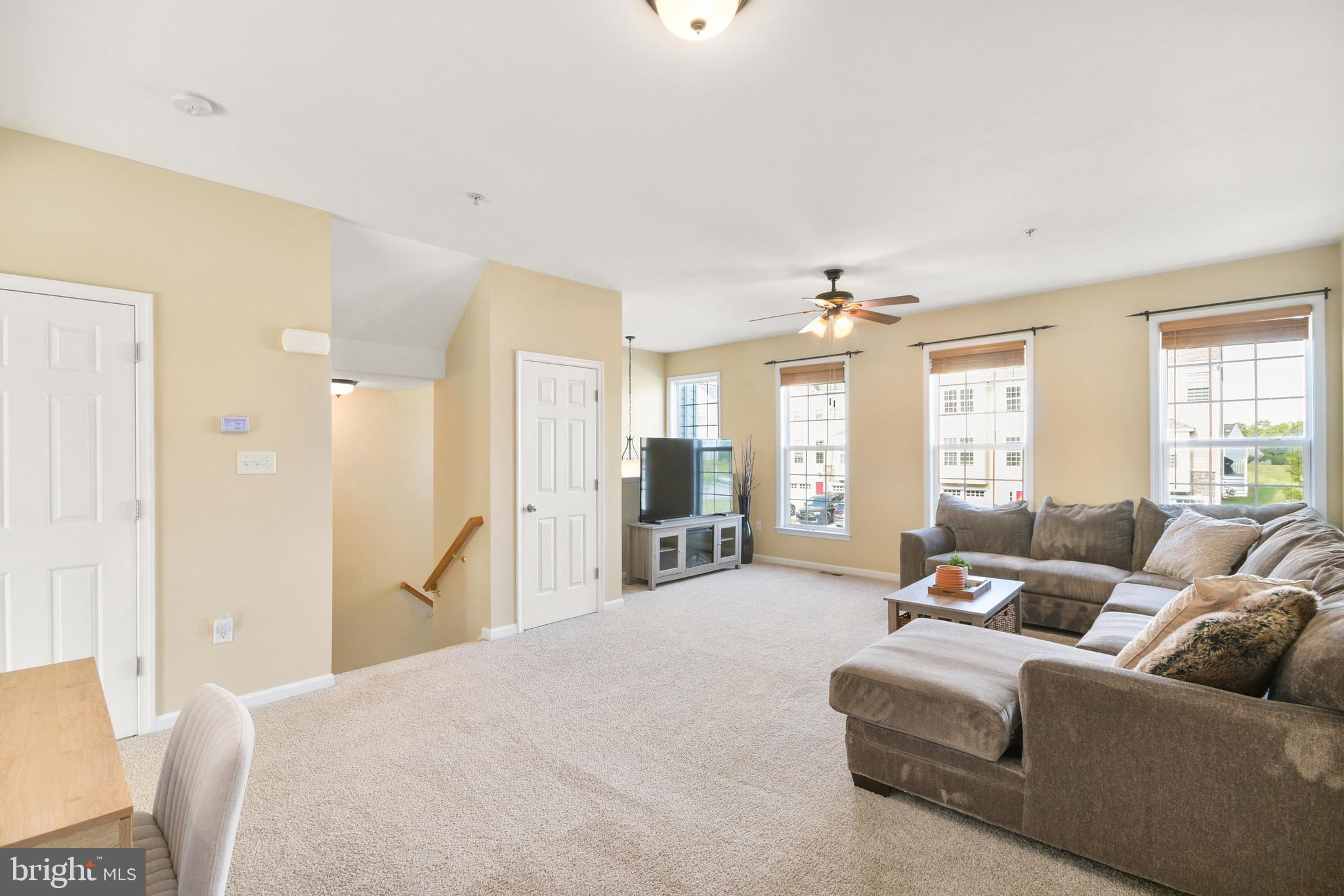 CARRIAGE HILL - Residential