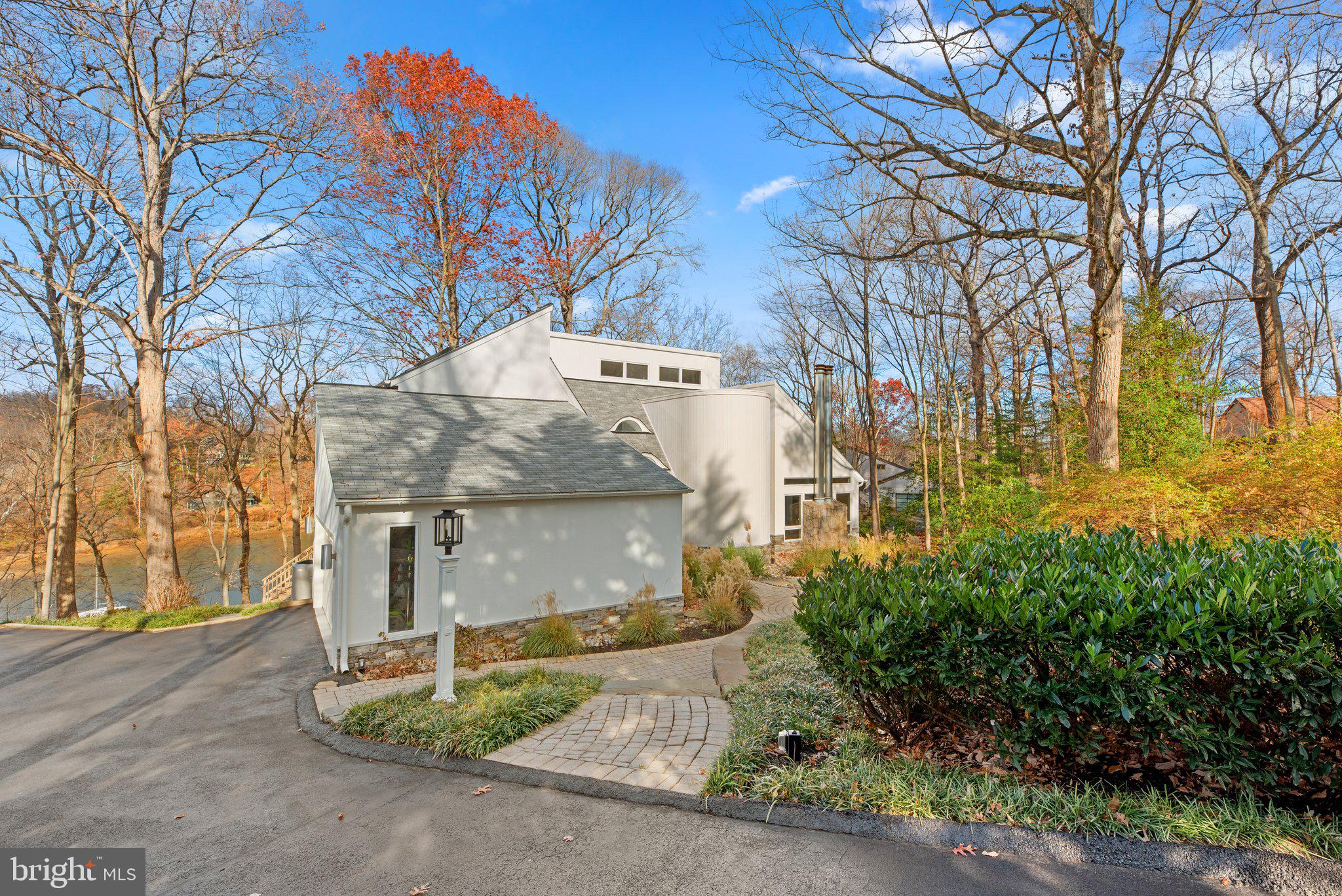 THE DOWNS - Residential