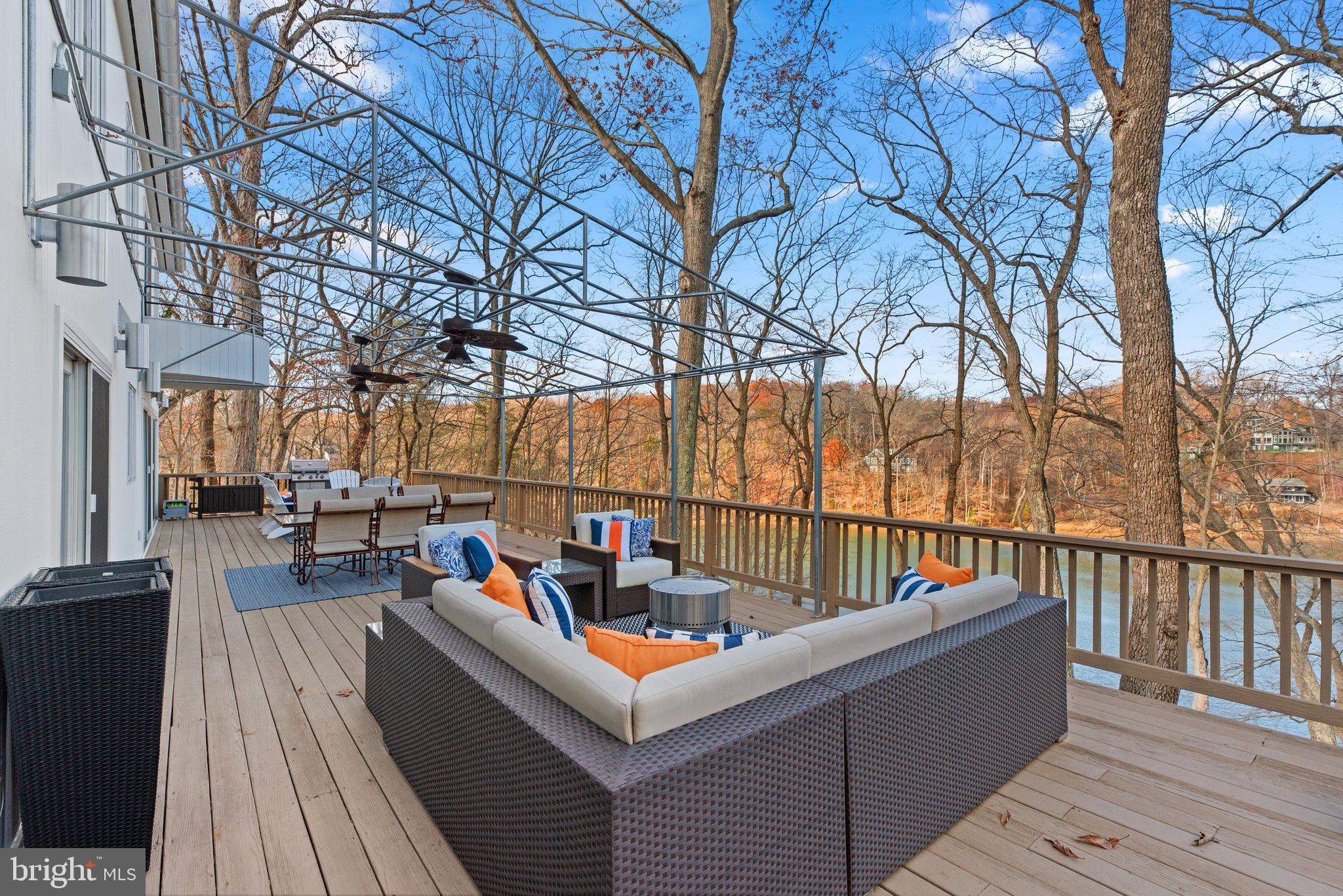 THE DOWNS - Residential