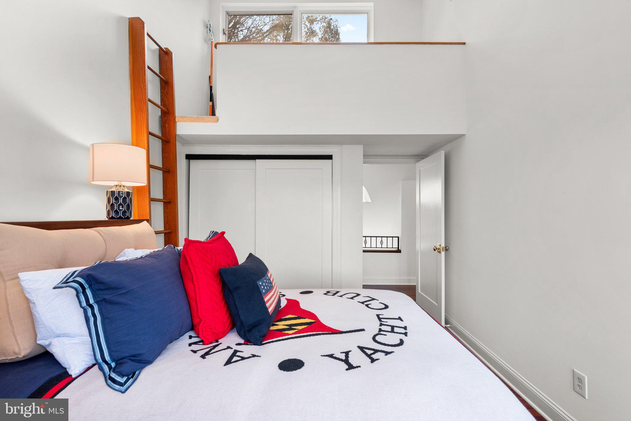 THE DOWNS - Residential