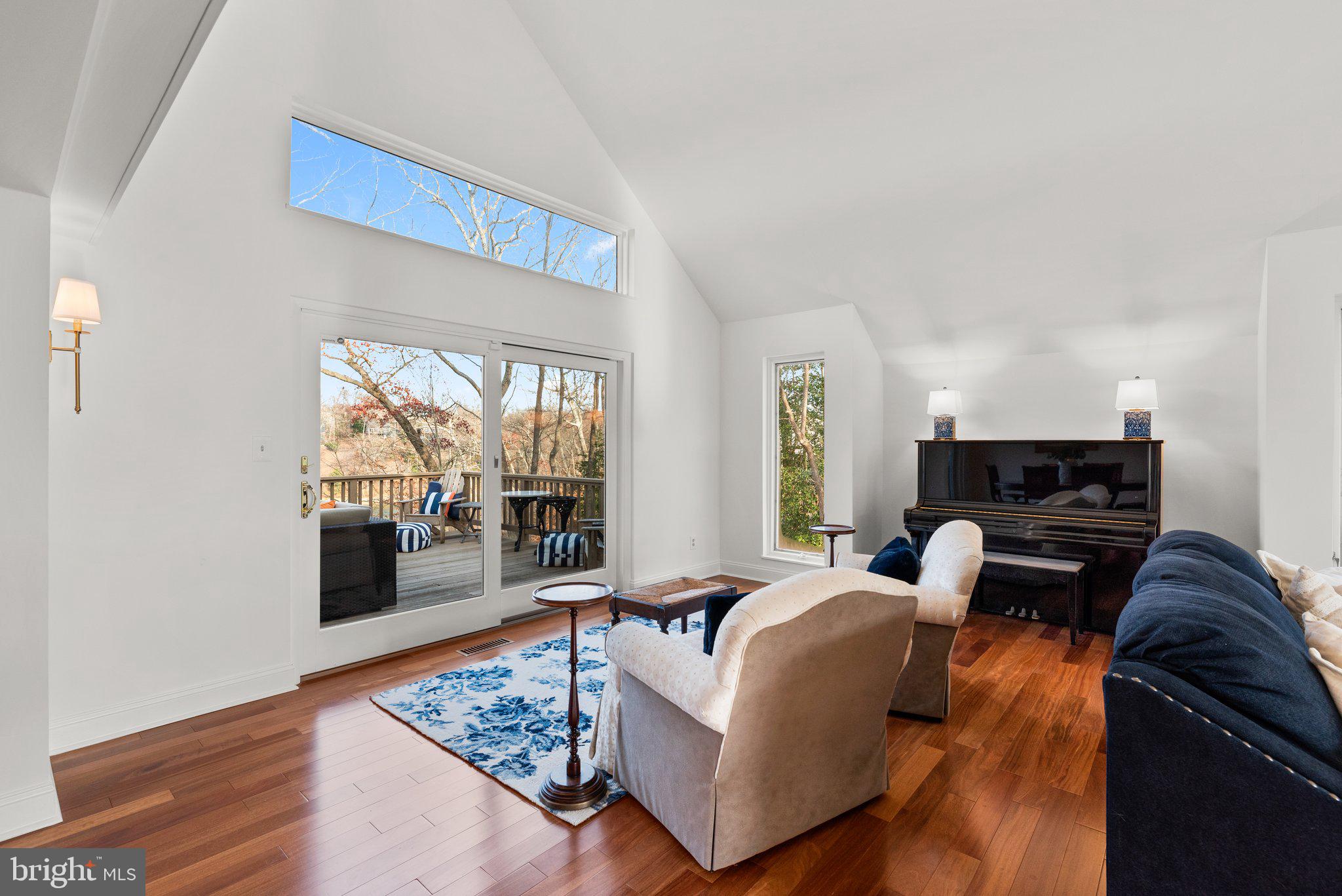 THE DOWNS - Residential