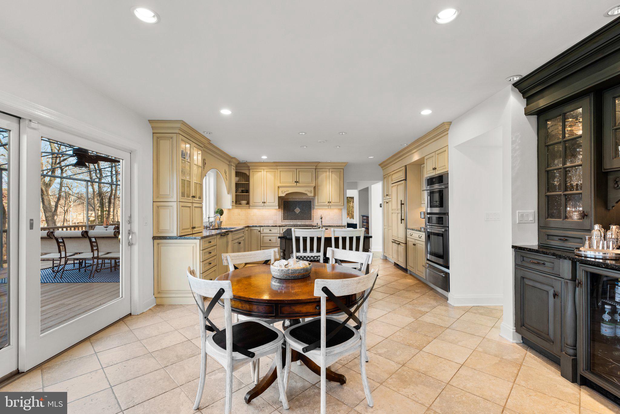 THE DOWNS - Residential