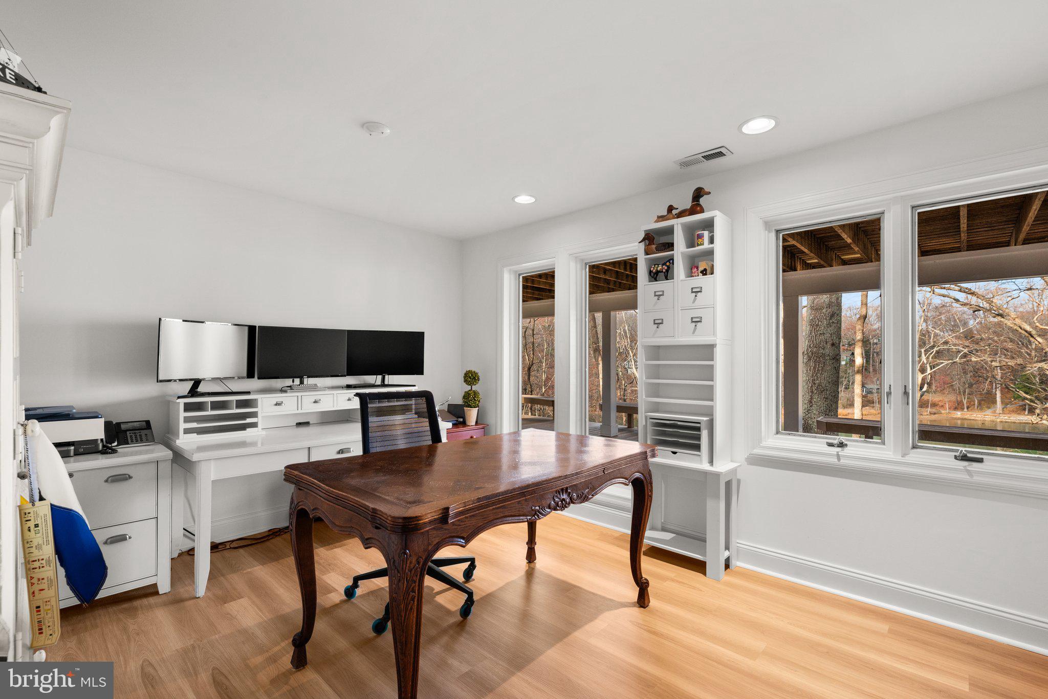 THE DOWNS - Residential