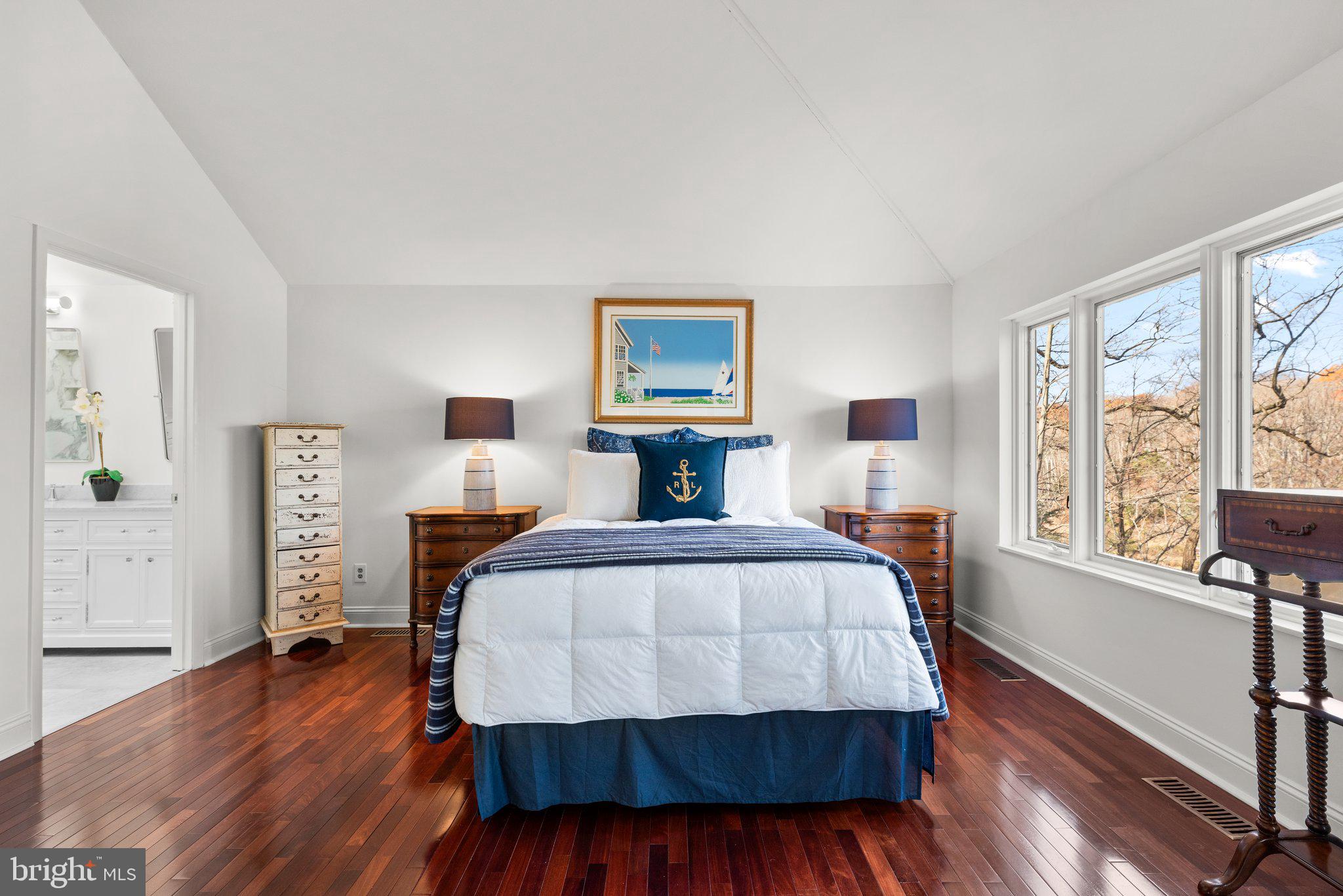 THE DOWNS - Residential