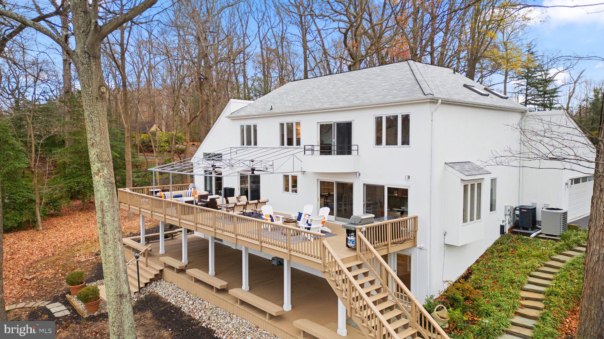 THE DOWNS - Residential