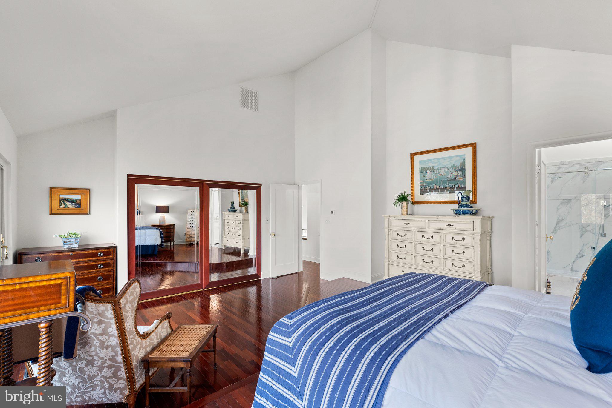 THE DOWNS - Residential