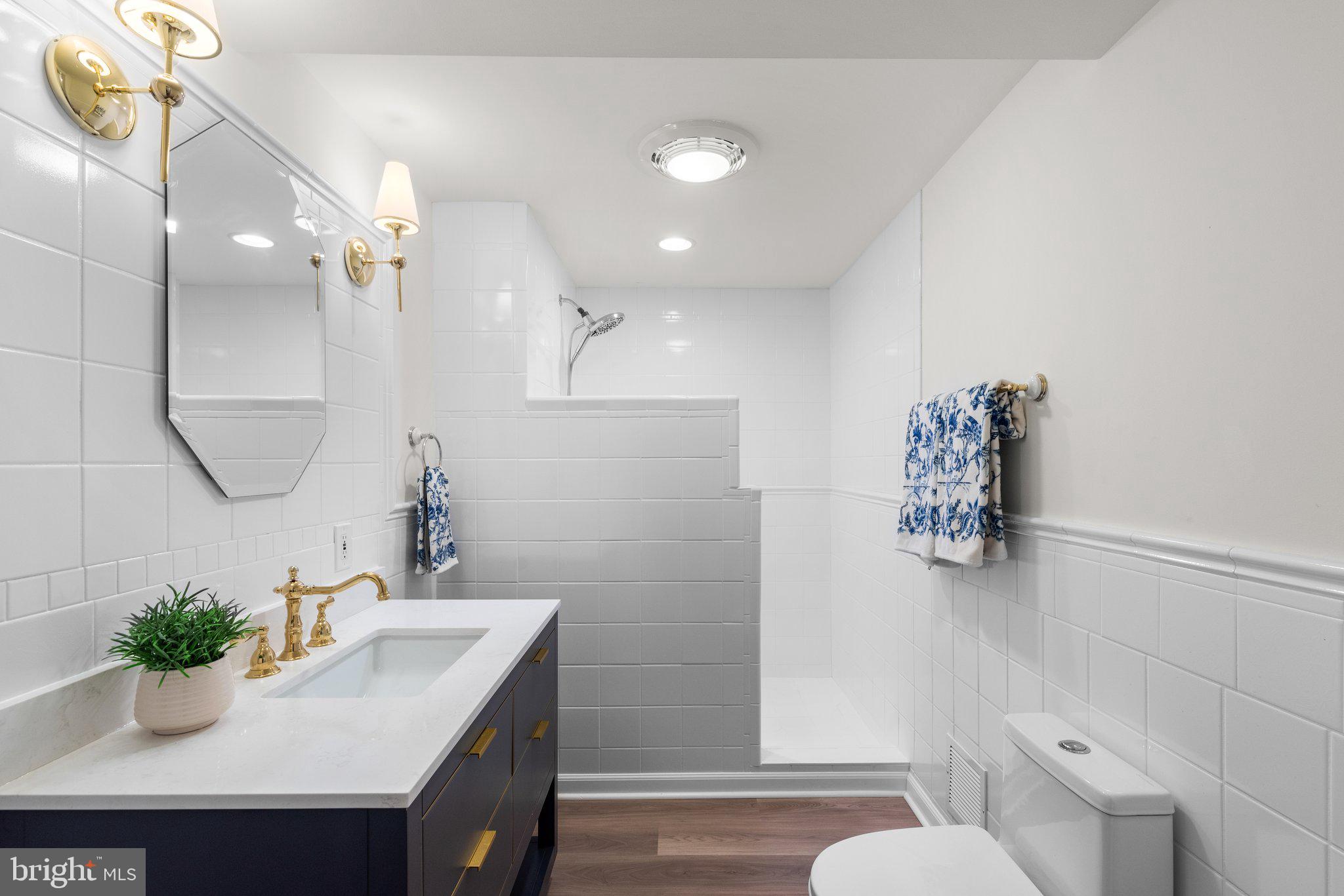 THE DOWNS - Residential