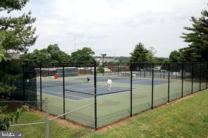 PARKFAIRFAX - Residential Lease