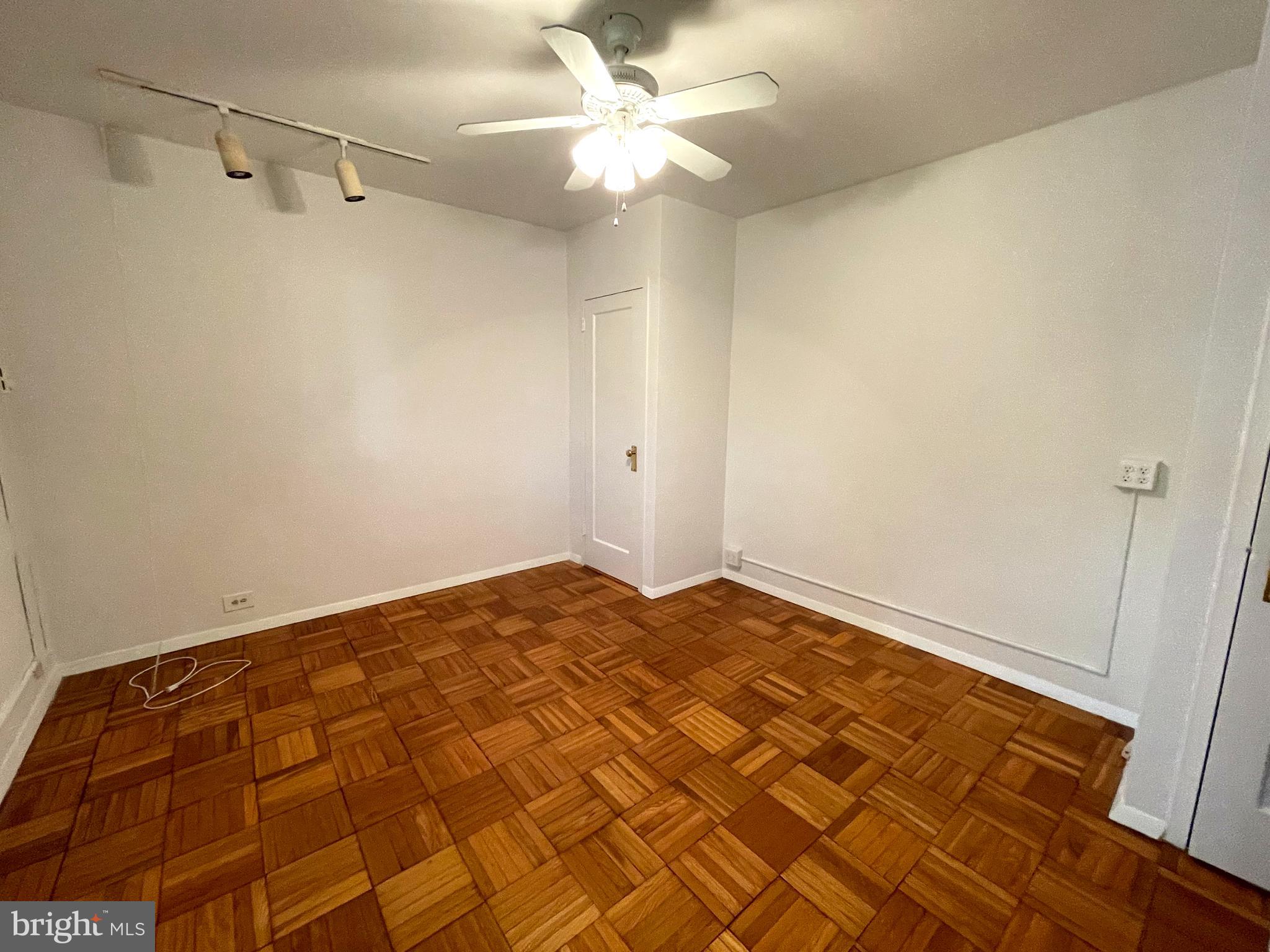 PARKFAIRFAX - Residential Lease