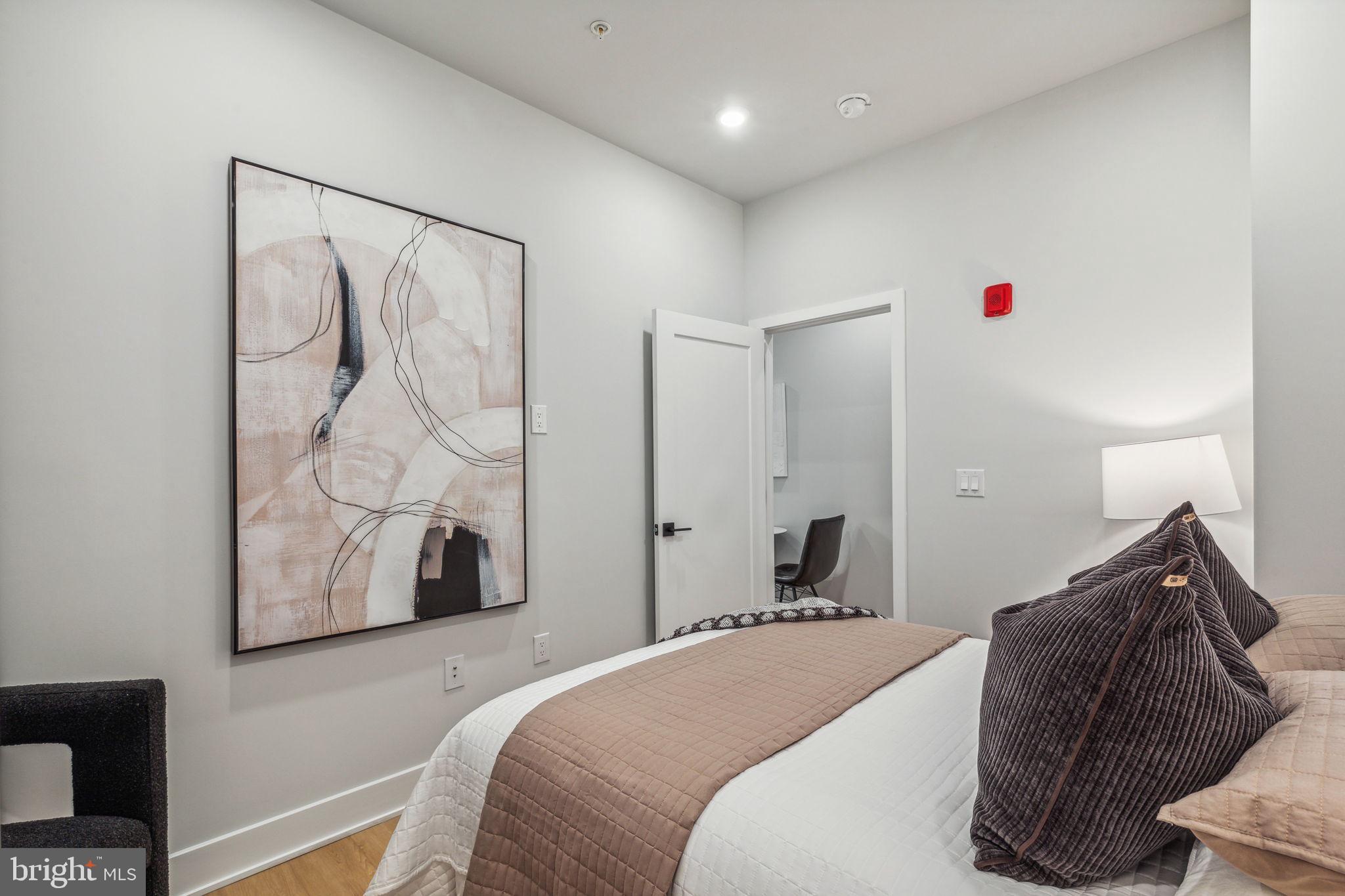 ROXBOROUGH - Residential Lease