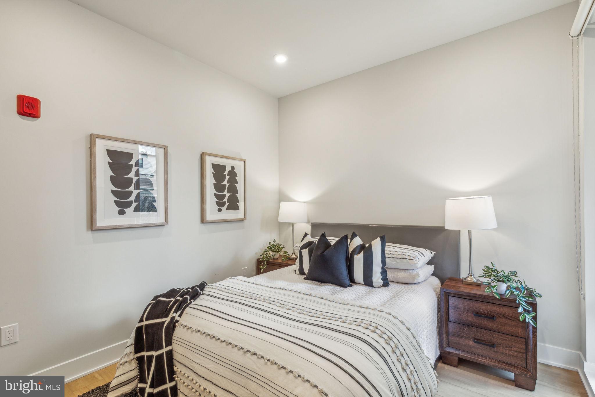 ROXBOROUGH - Residential Lease