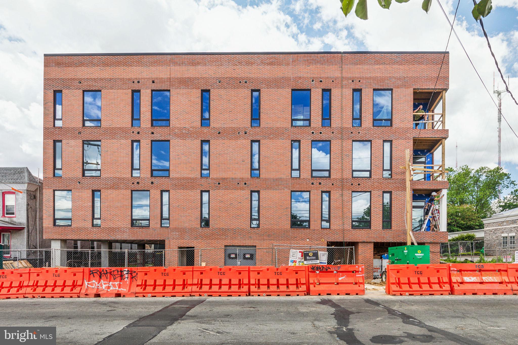 ROXBOROUGH - Residential Lease