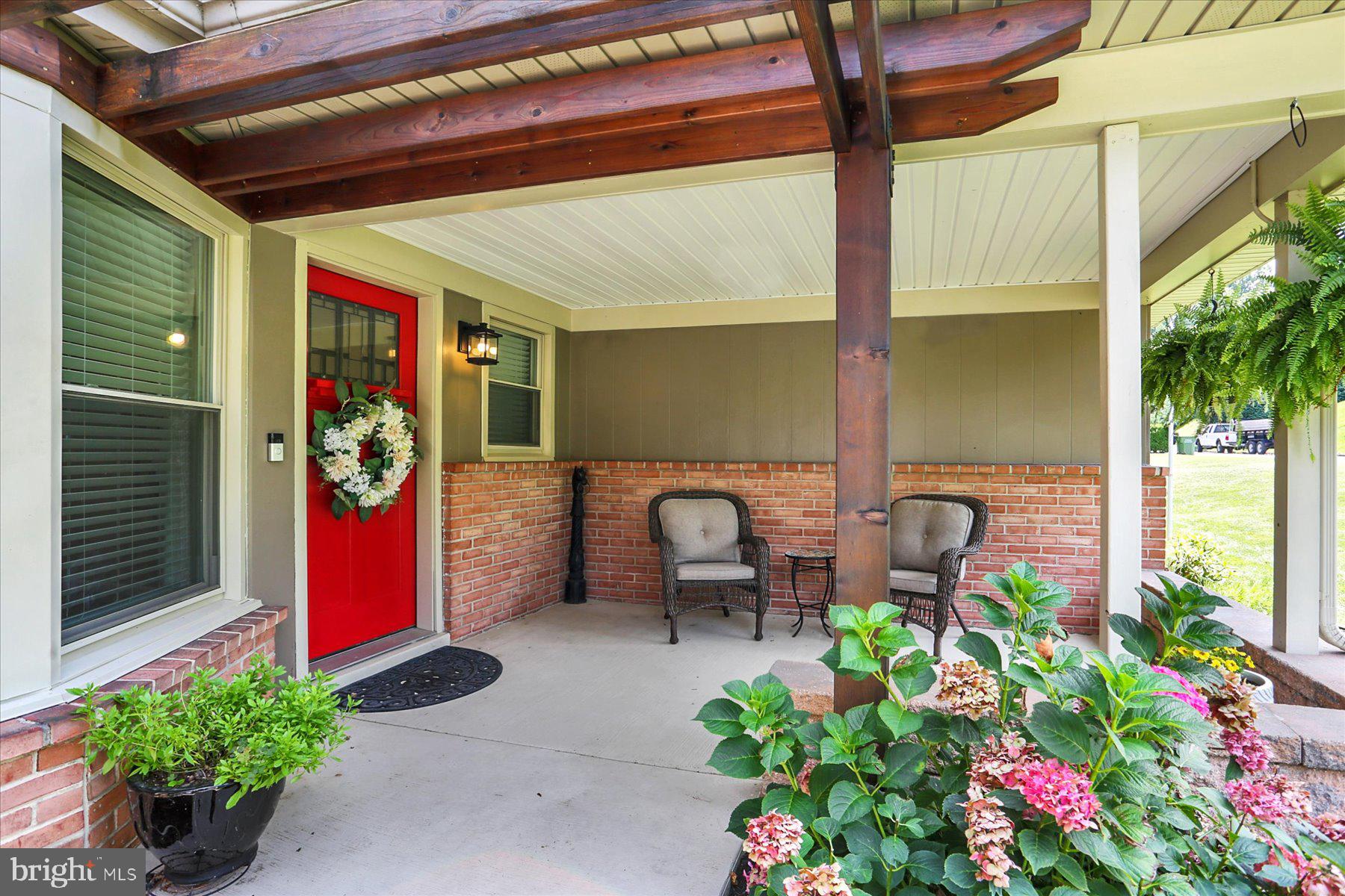 213 HILLSIDE DRIVE