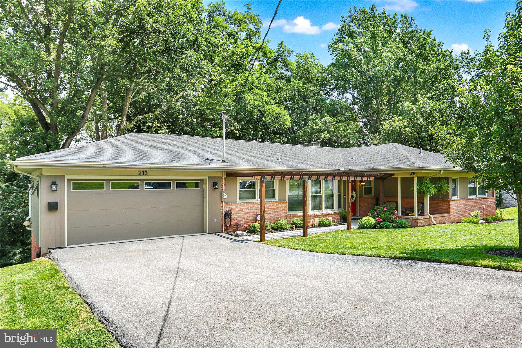 213 HILLSIDE DRIVE