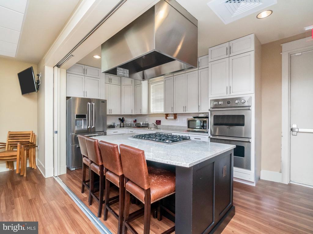 REGENCY AT CHANCELLORSVILLE - Residential