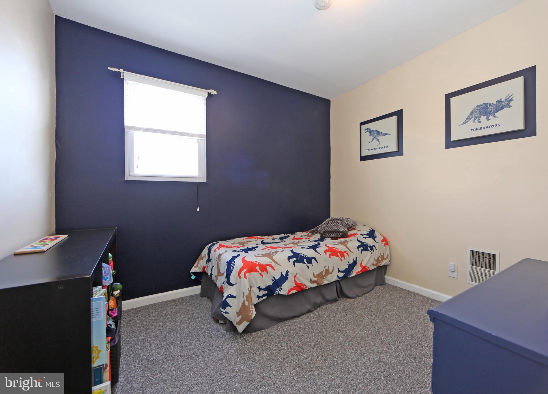 GIRARD ESTATES - Residential