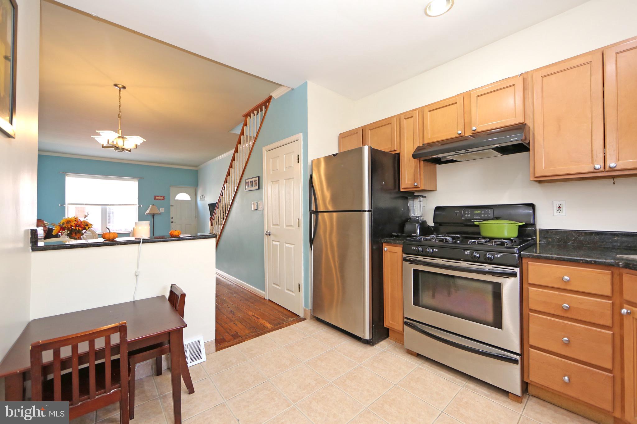 GIRARD ESTATES - Residential