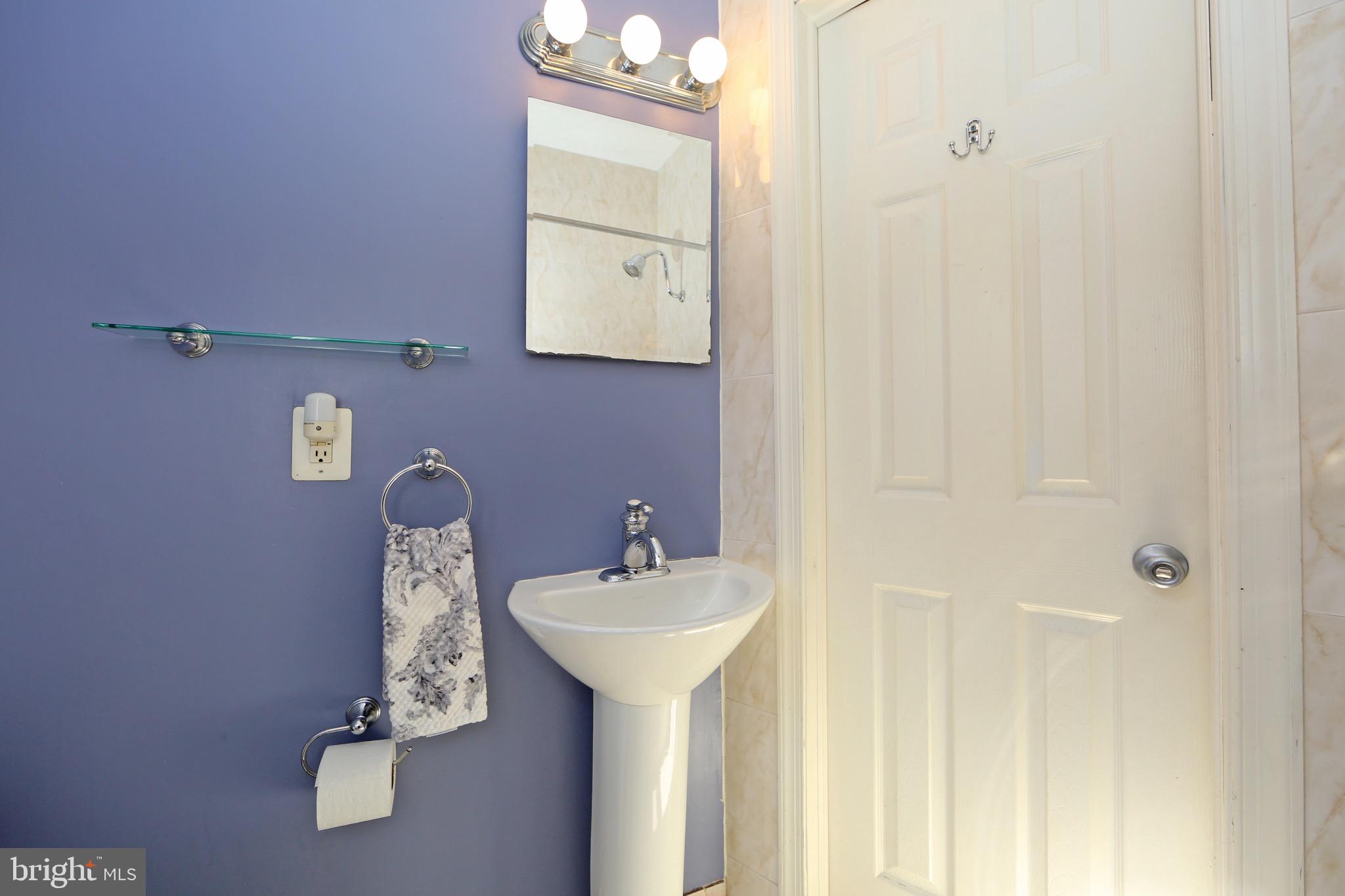 GIRARD ESTATES - Residential