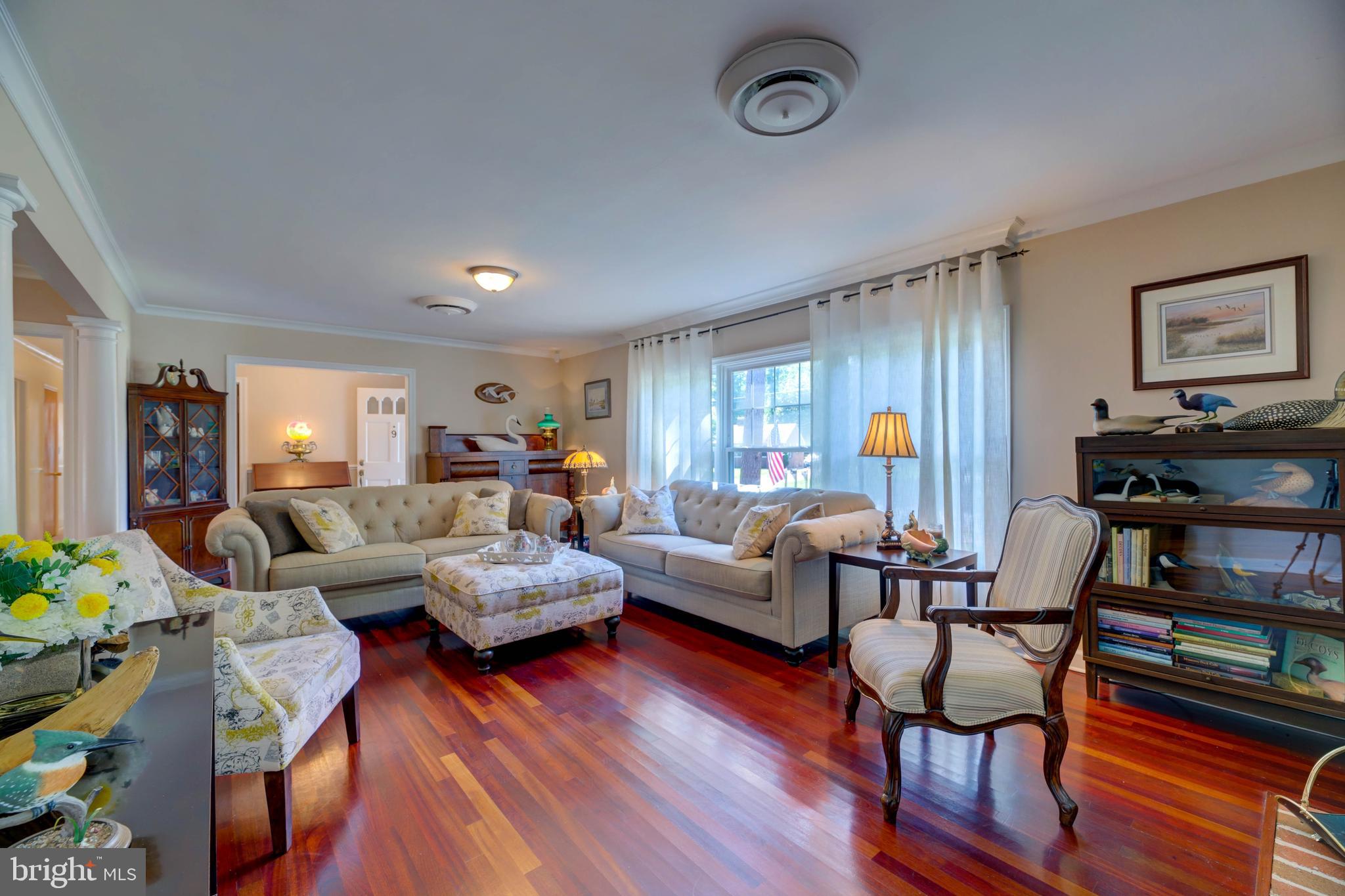 9 ALGONQUIN ROAD