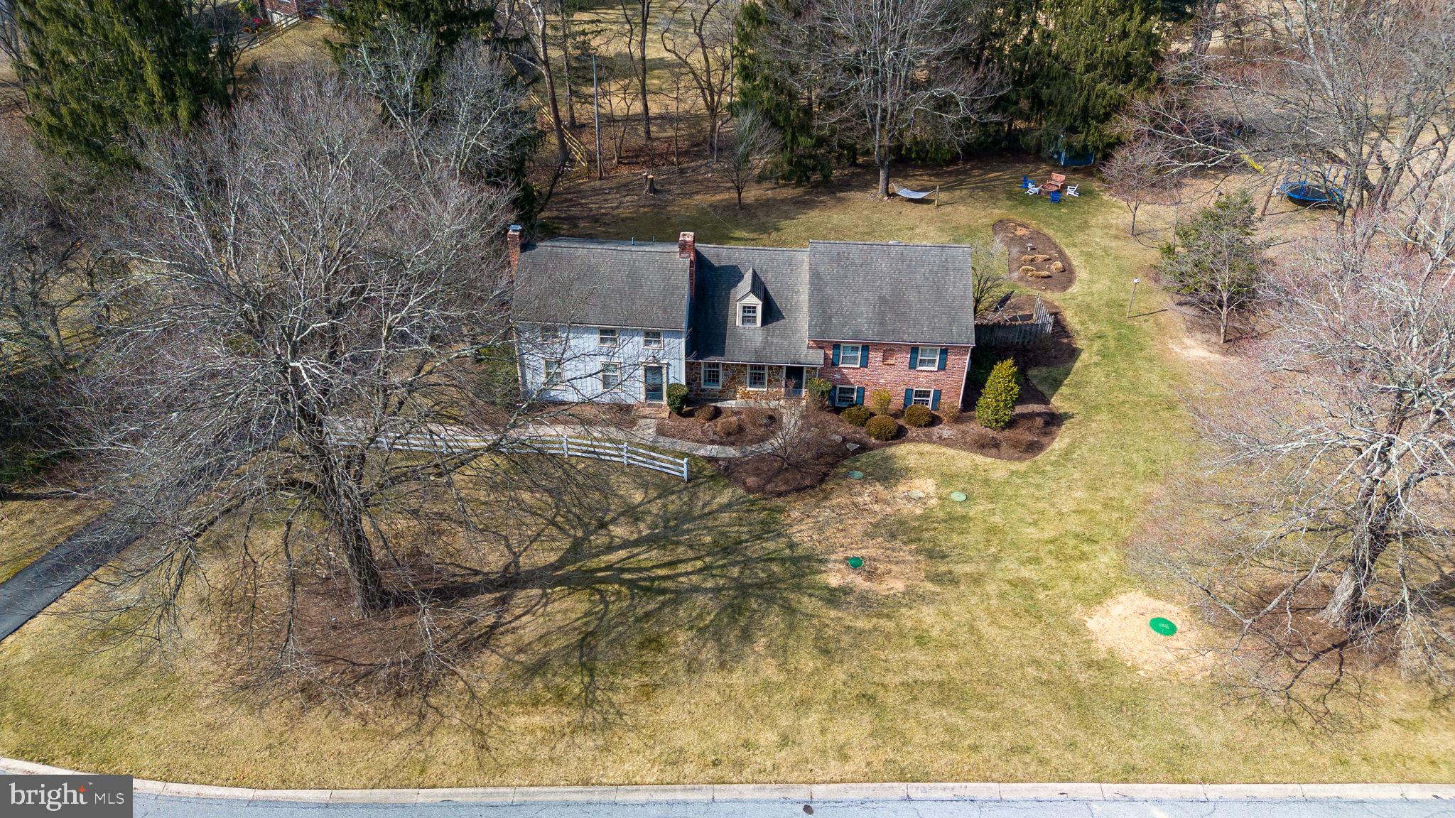 8 STONEHENGE LANE