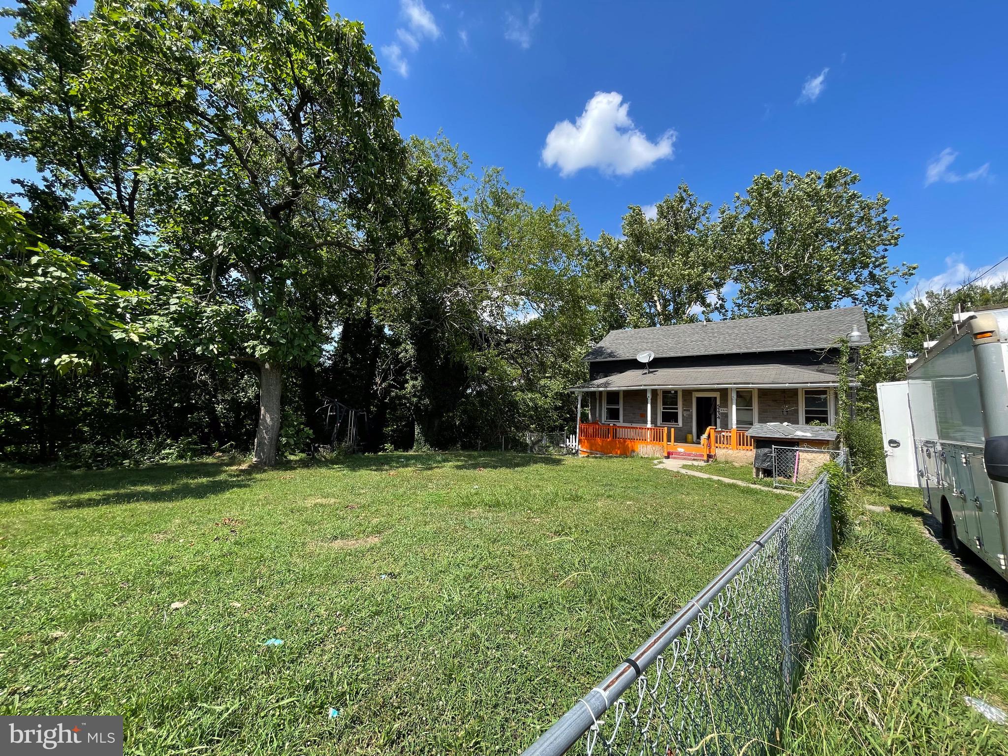 CAPITOL HEIGHTS - Residential