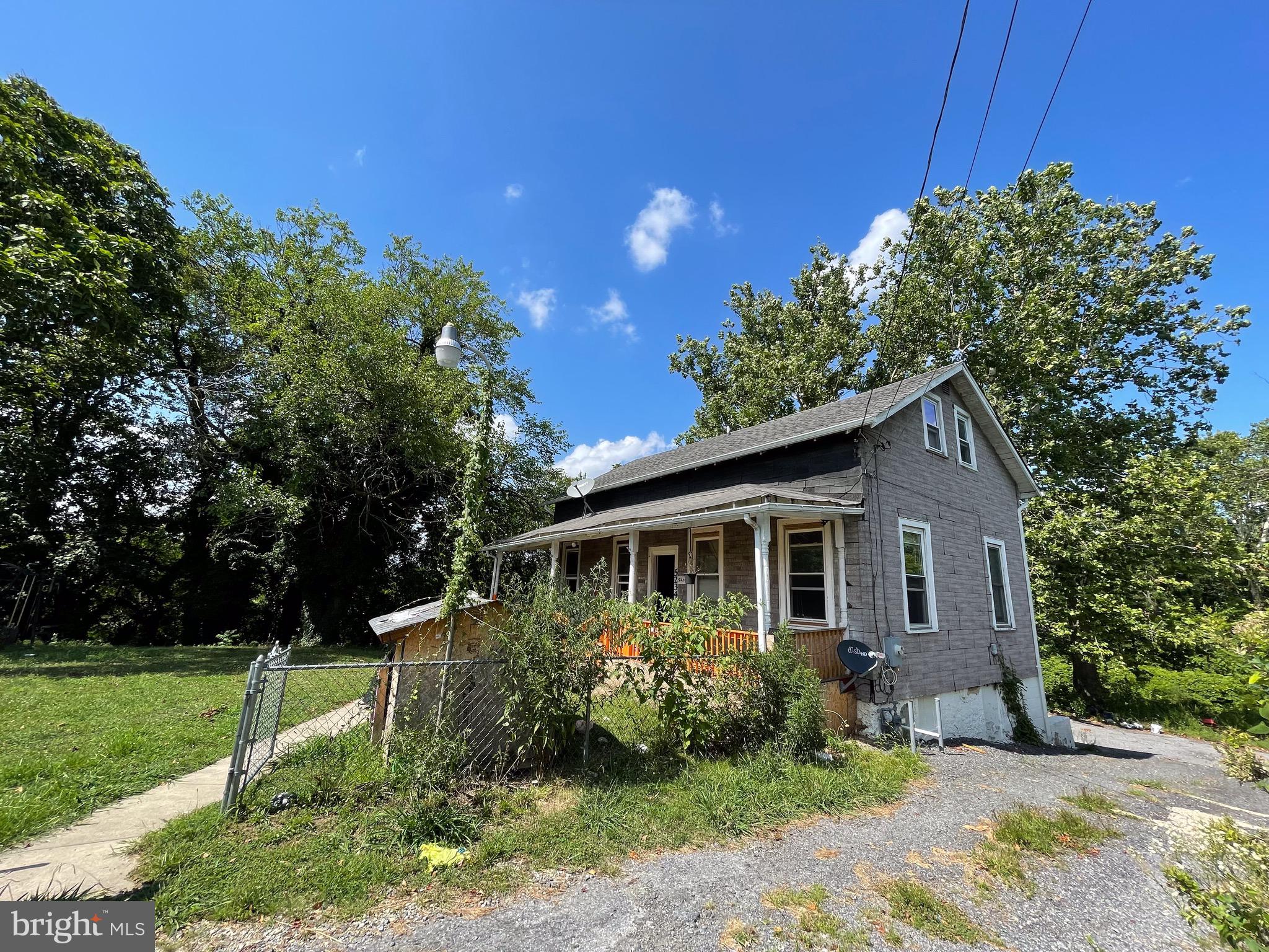 CAPITOL HEIGHTS - Residential