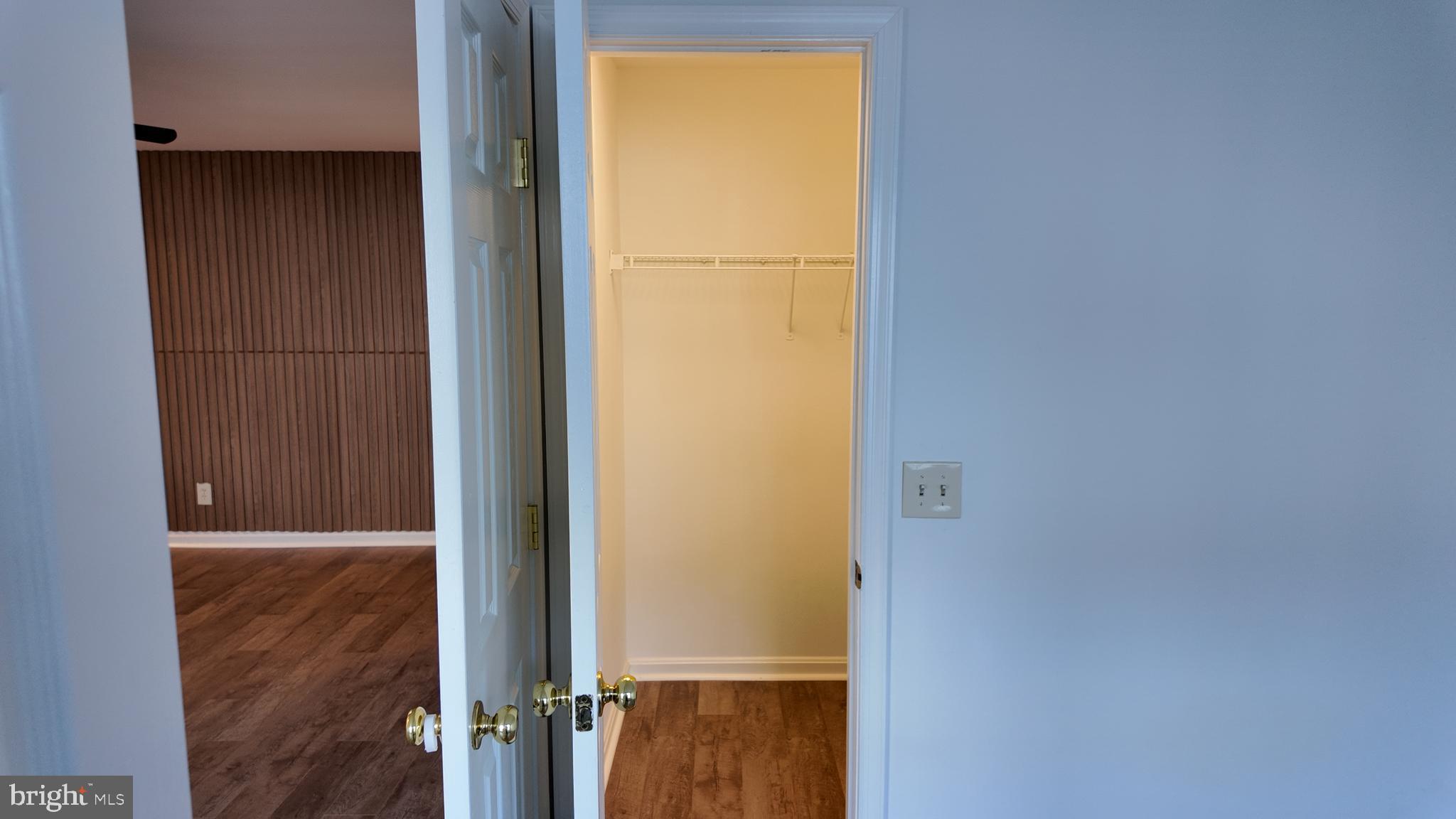 FOX CHASE - Residential