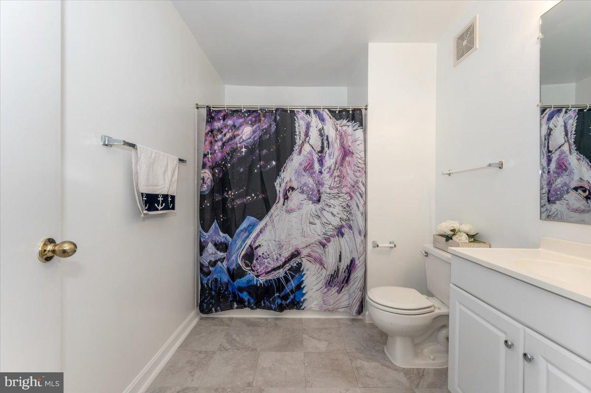 VISTAS 2 AT LAUREL - Residential