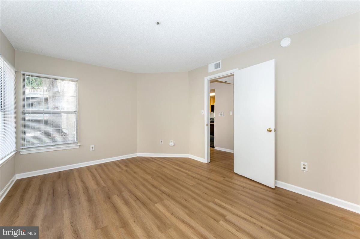 VISTAS 2 AT LAUREL - Residential