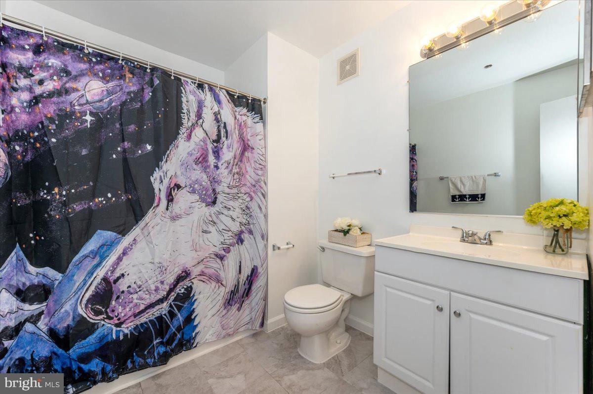 VISTAS 2 AT LAUREL - Residential