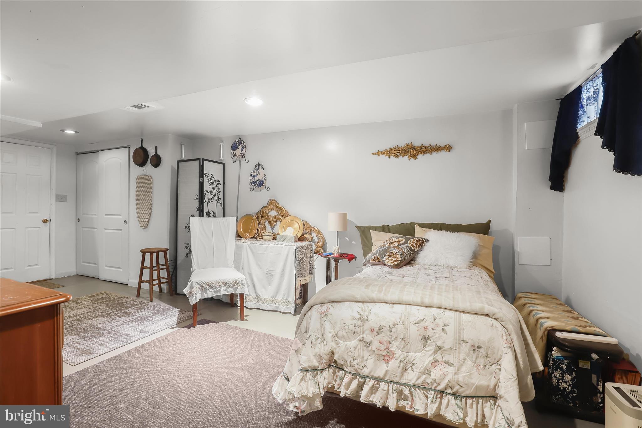 NEW NORTHWOOD - Residential