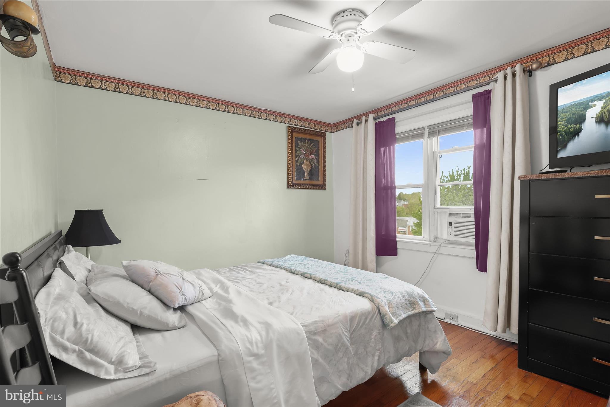 NEW NORTHWOOD - Residential