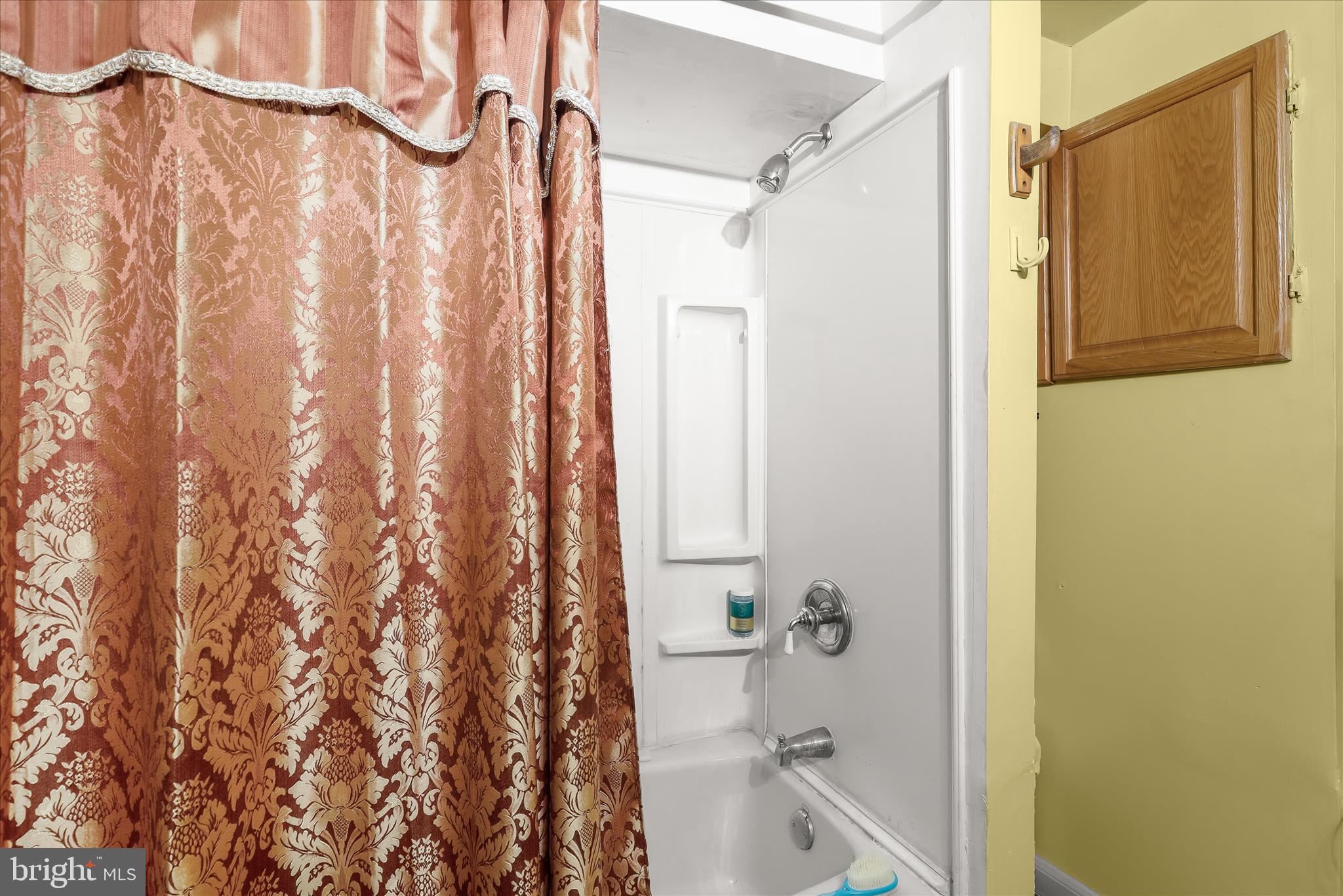 NEW NORTHWOOD - Residential