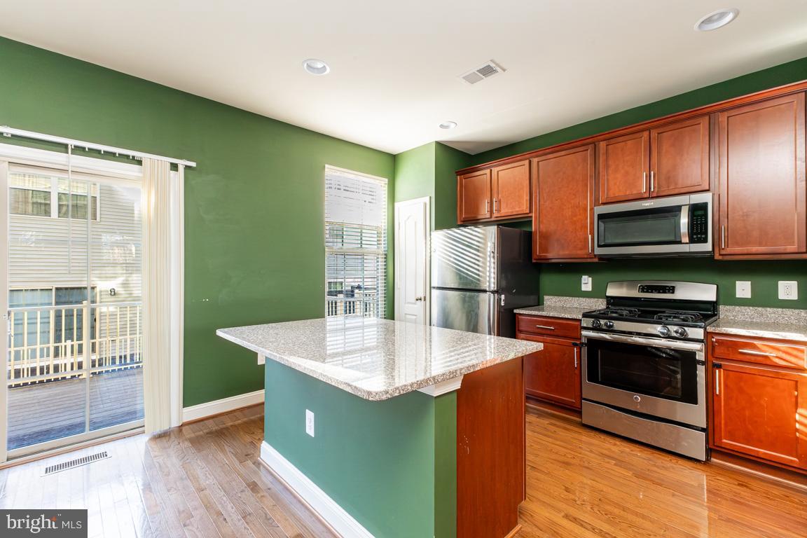 POTOMAC HIGHLANDS - Residential