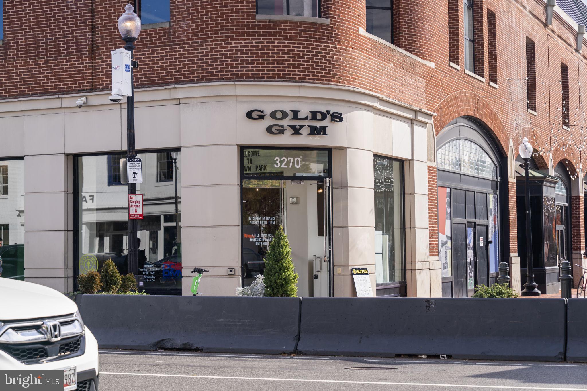 AMERICAN UNIVERSITY PARK - Residential