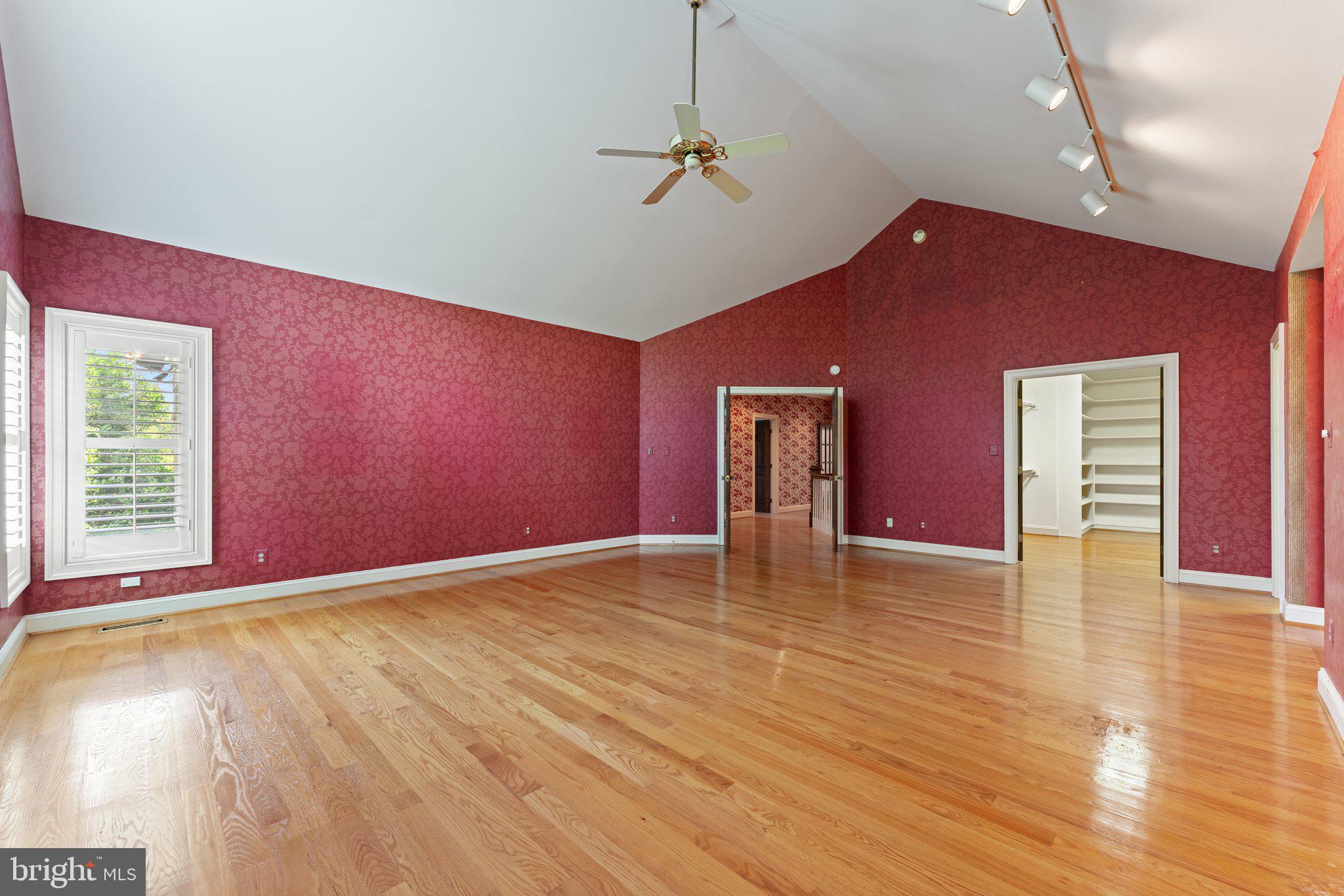 BRENT-TURF ACRES - Residential