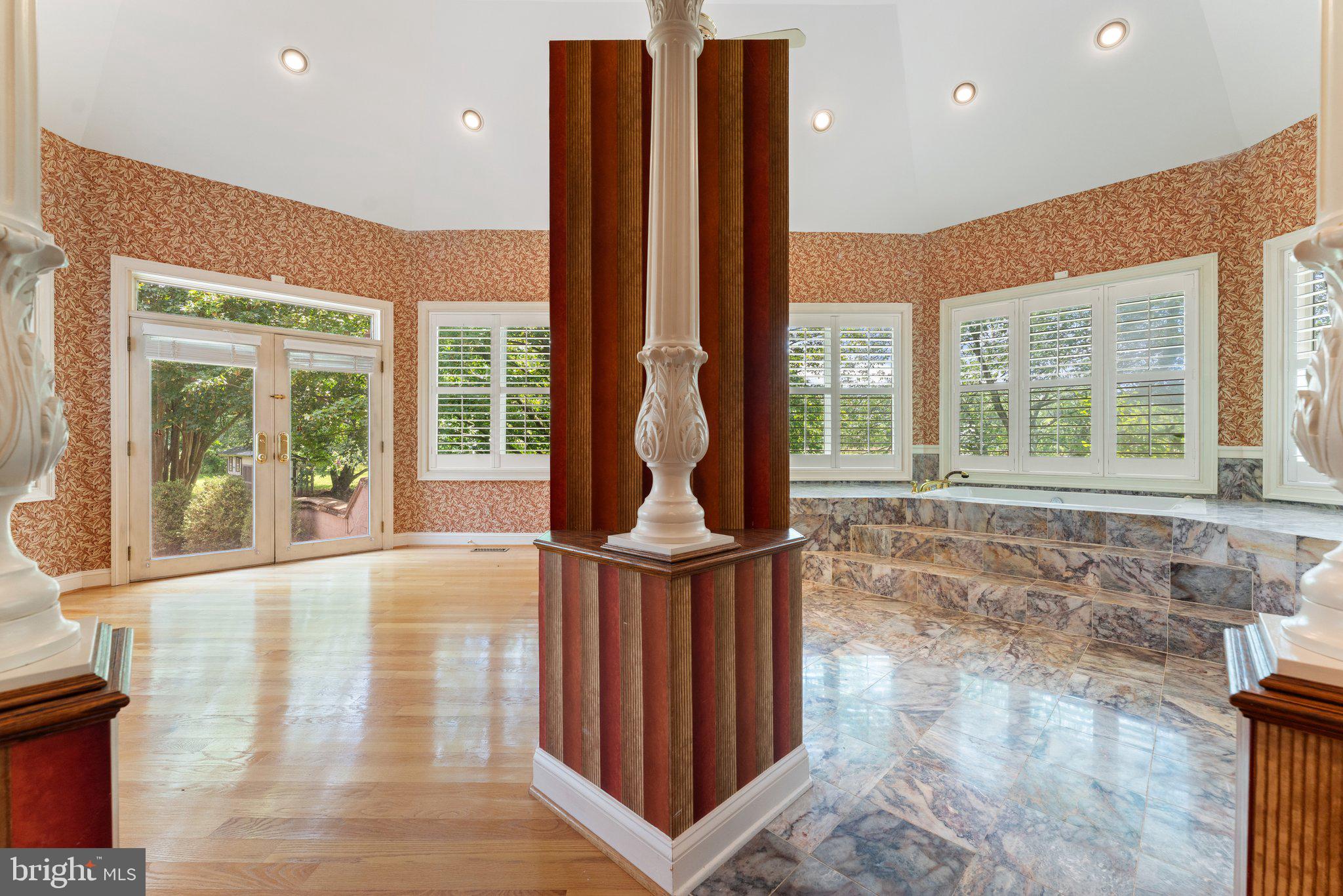 BRENT-TURF ACRES - Residential