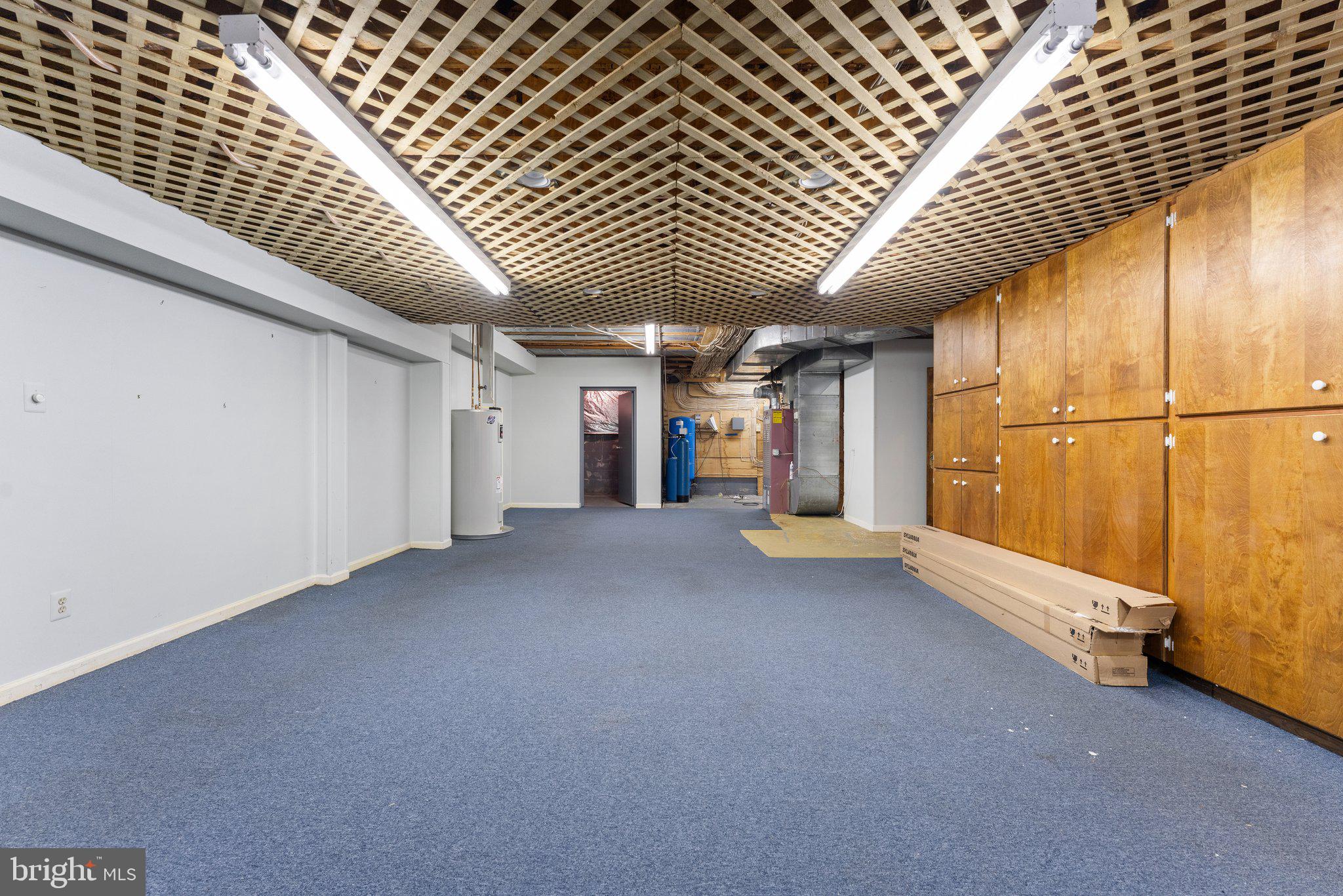 BRENT-TURF ACRES - Residential