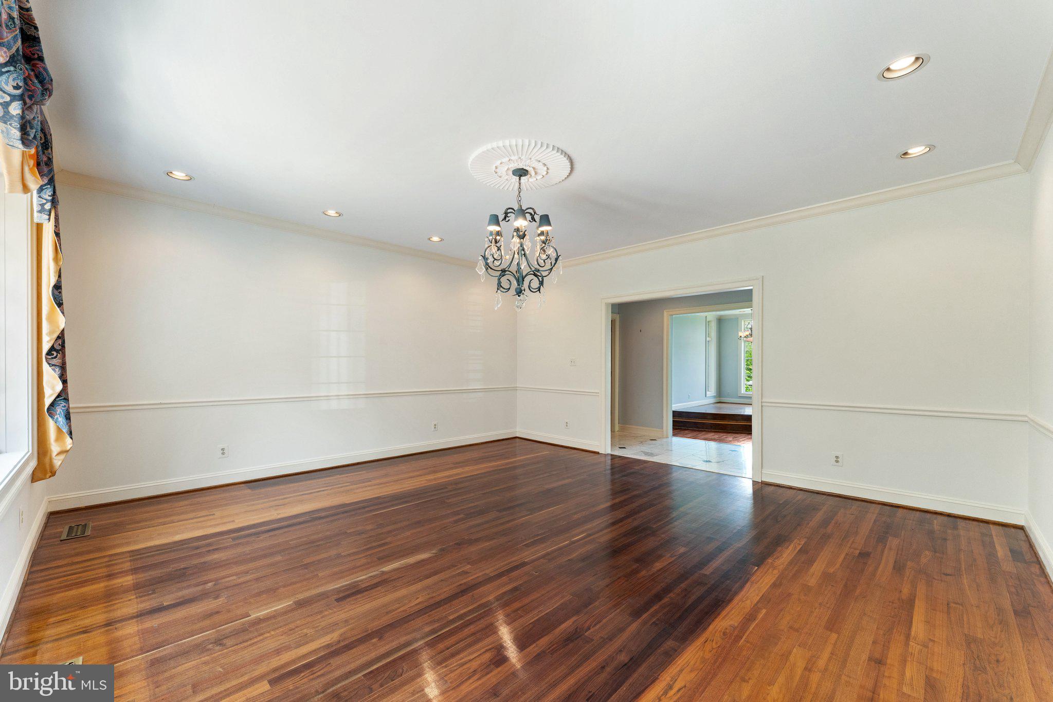 BRENT-TURF ACRES - Residential